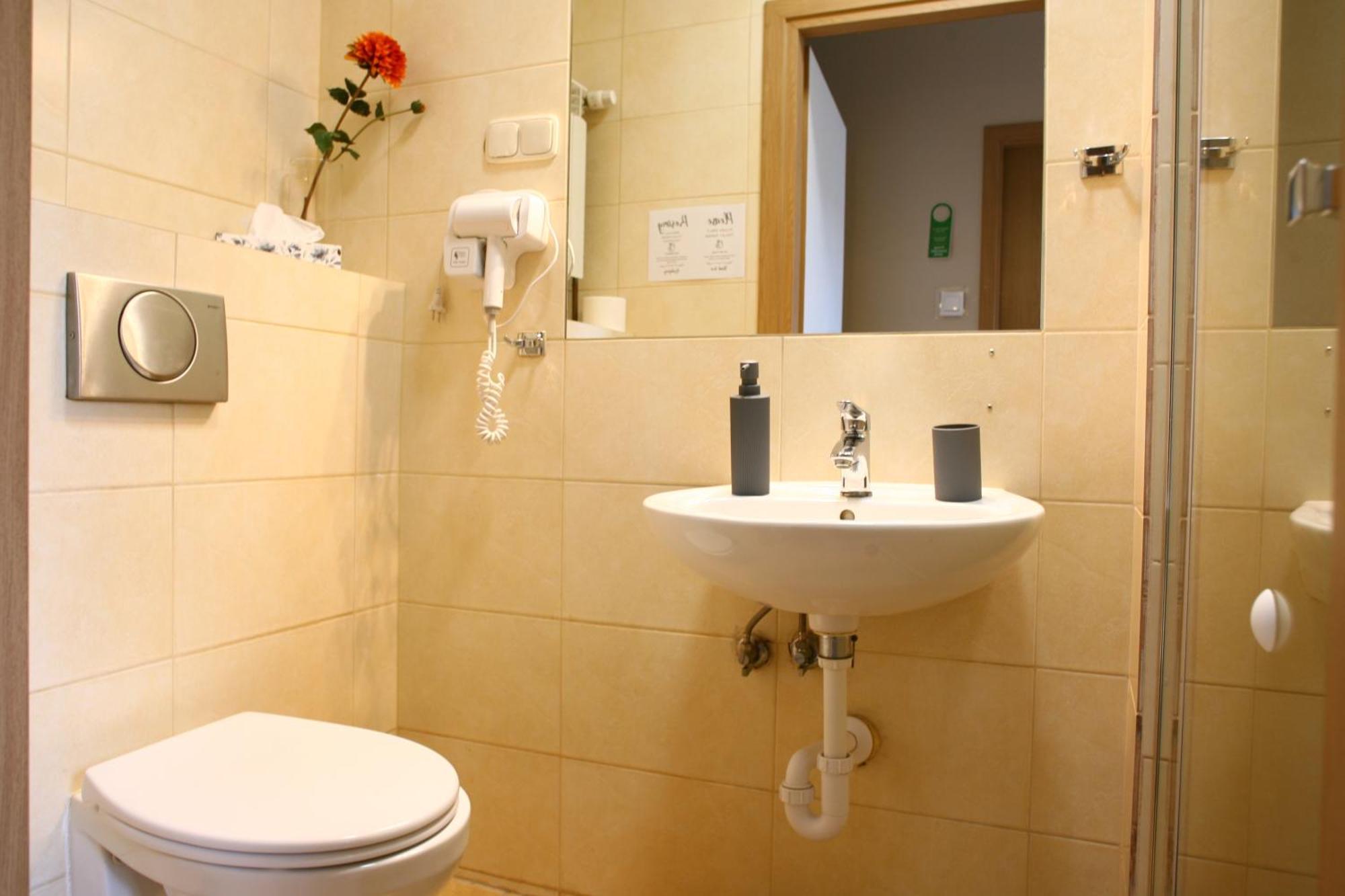 קרקוב Miodosytnia Aparthotel מראה חיצוני תמונה